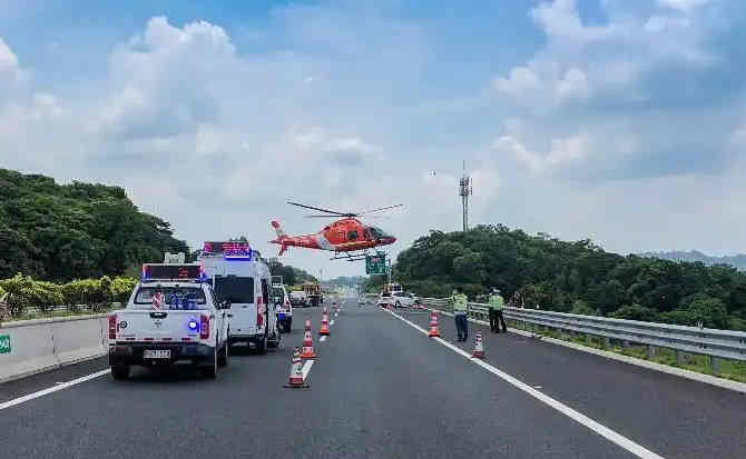 城固高速公路汽车救援案例